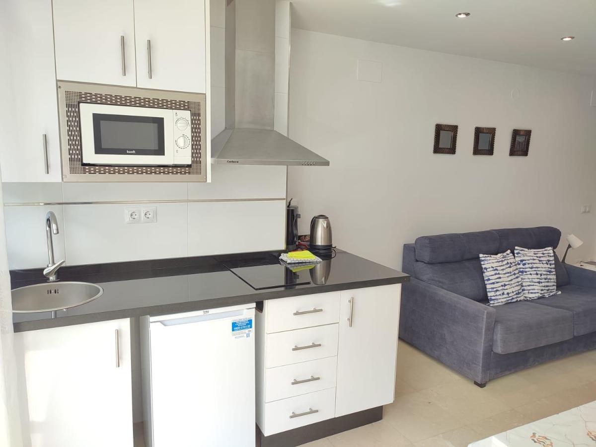 Turisstiko La Roca Chica 4 Apartment ตอร์เรโมลิโนส ภายนอก รูปภาพ